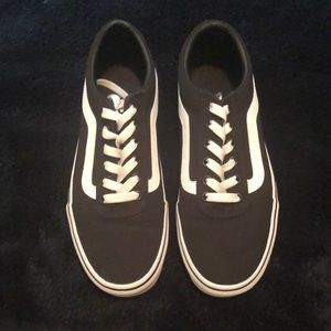 Pair of Vans Women’s Canvas Shoes, Black, Size 8.5